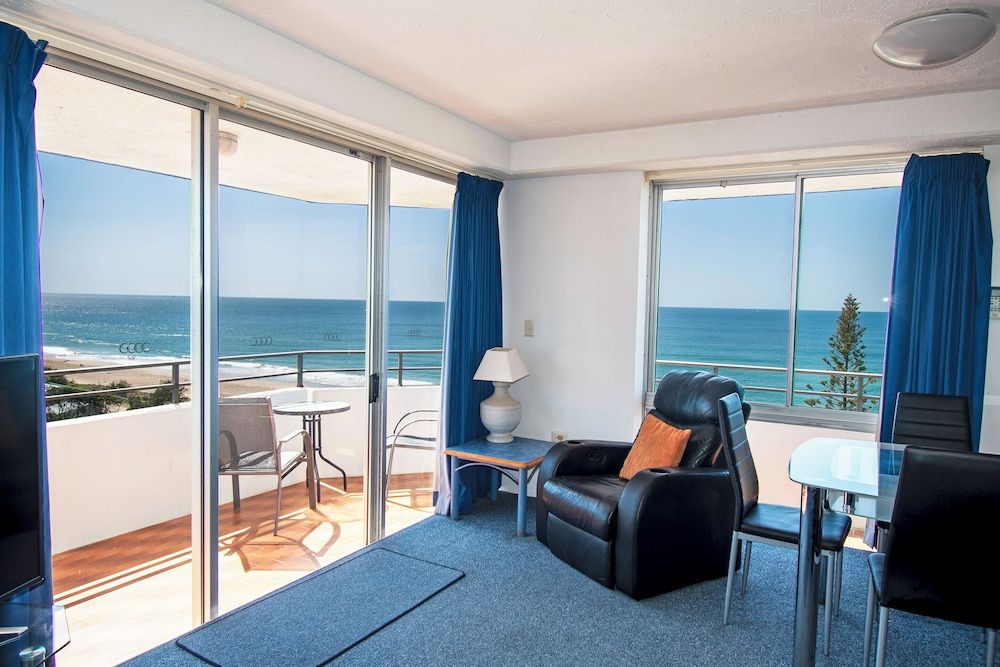 Equinox Resort Studio, Ocean View 9