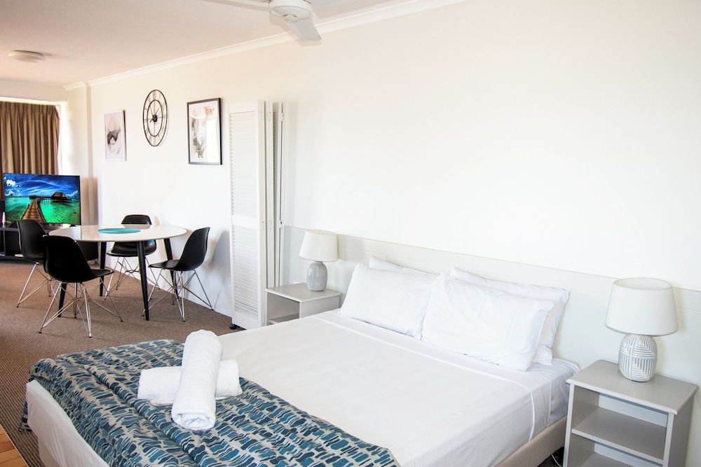 Equinox Resort Studio, Ocean View 3