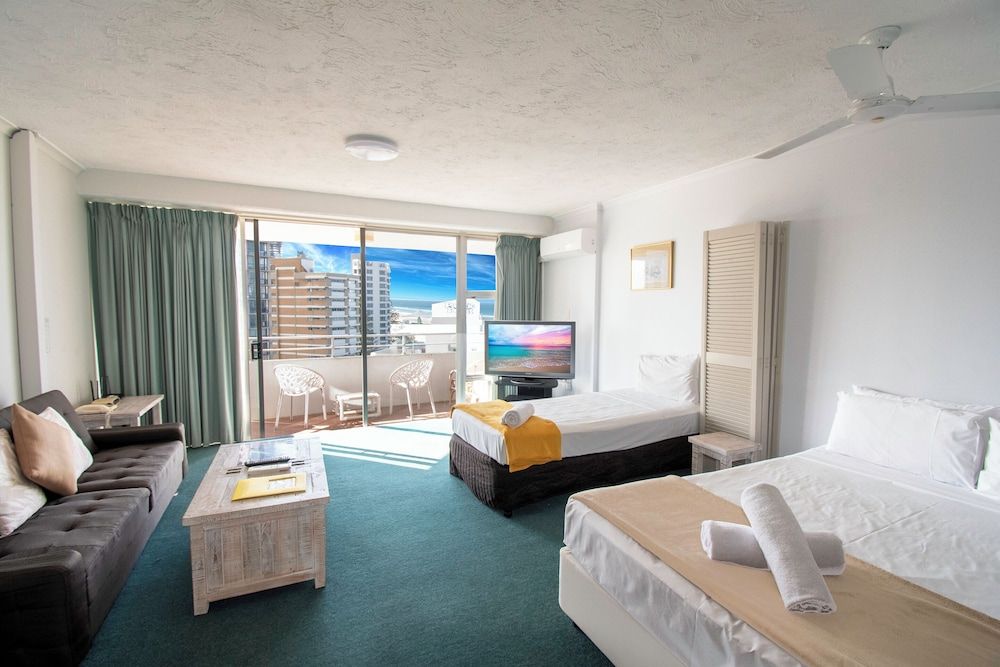 Equinox Resort Two-Bedroom Dual Key Apartment 2