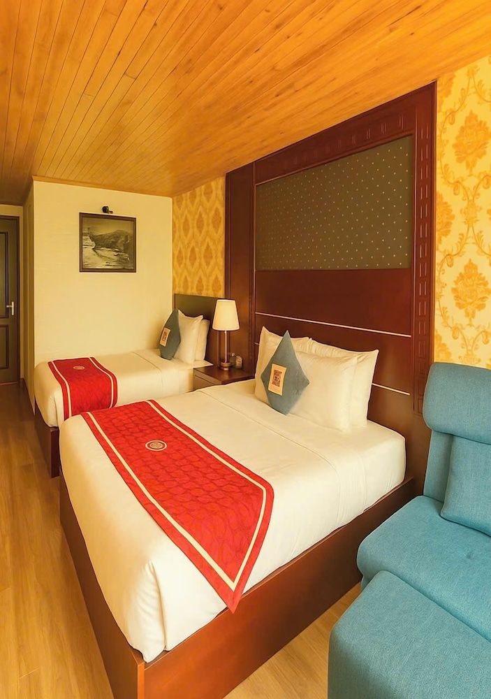 Sapa Elegance Hotel Deluxe Triple Room 3