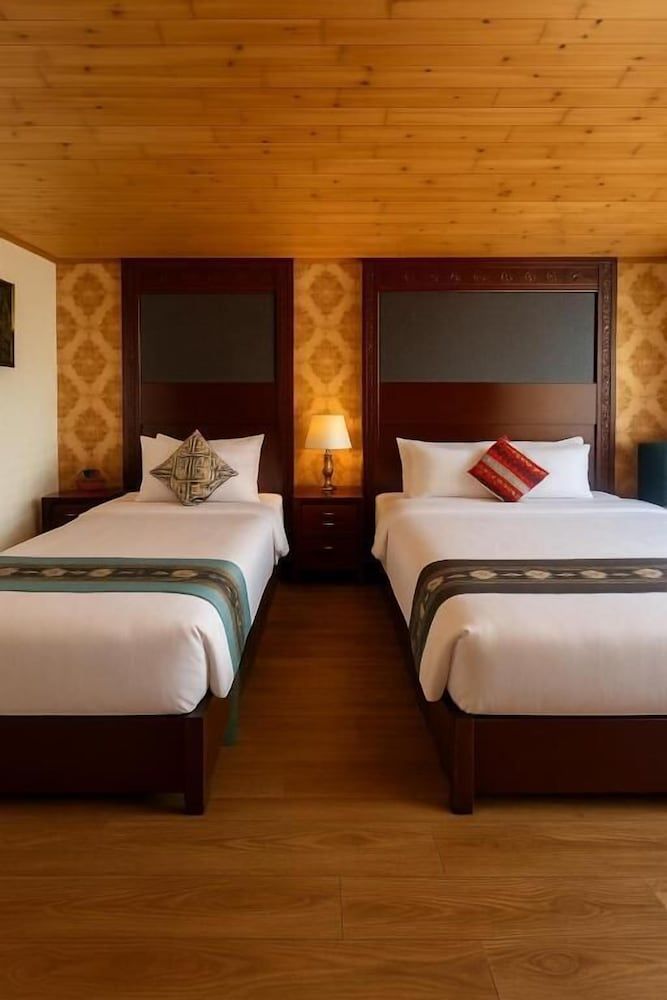 Sapa Elegance Hotel Deluxe Triple Room 10