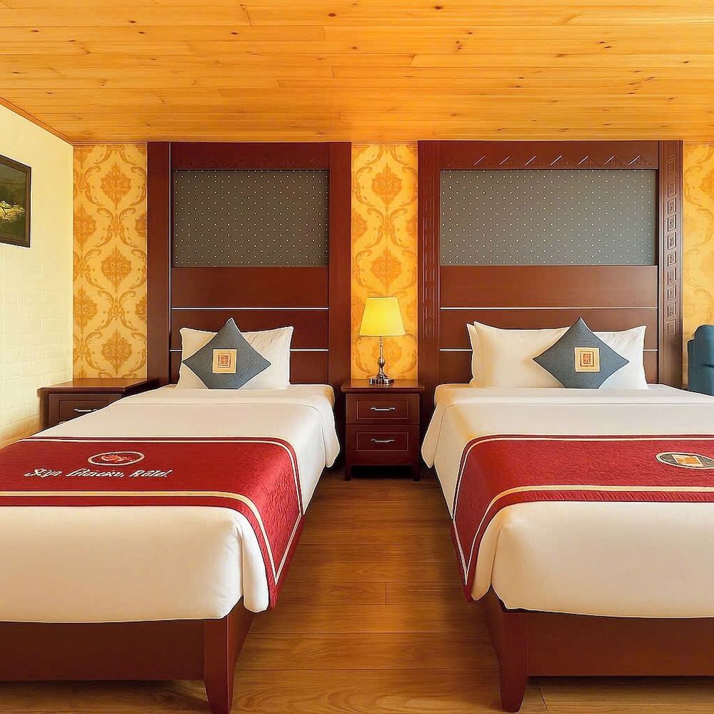 Sapa Elegance Hotel Deluxe Triple Room