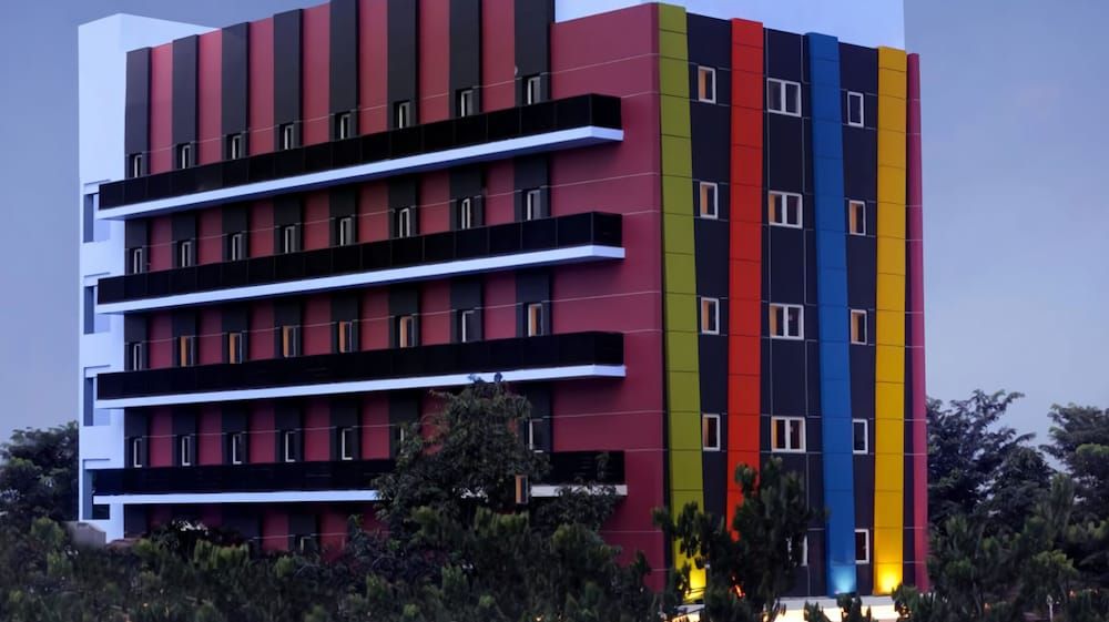 undefined Amaris Hotel Senen