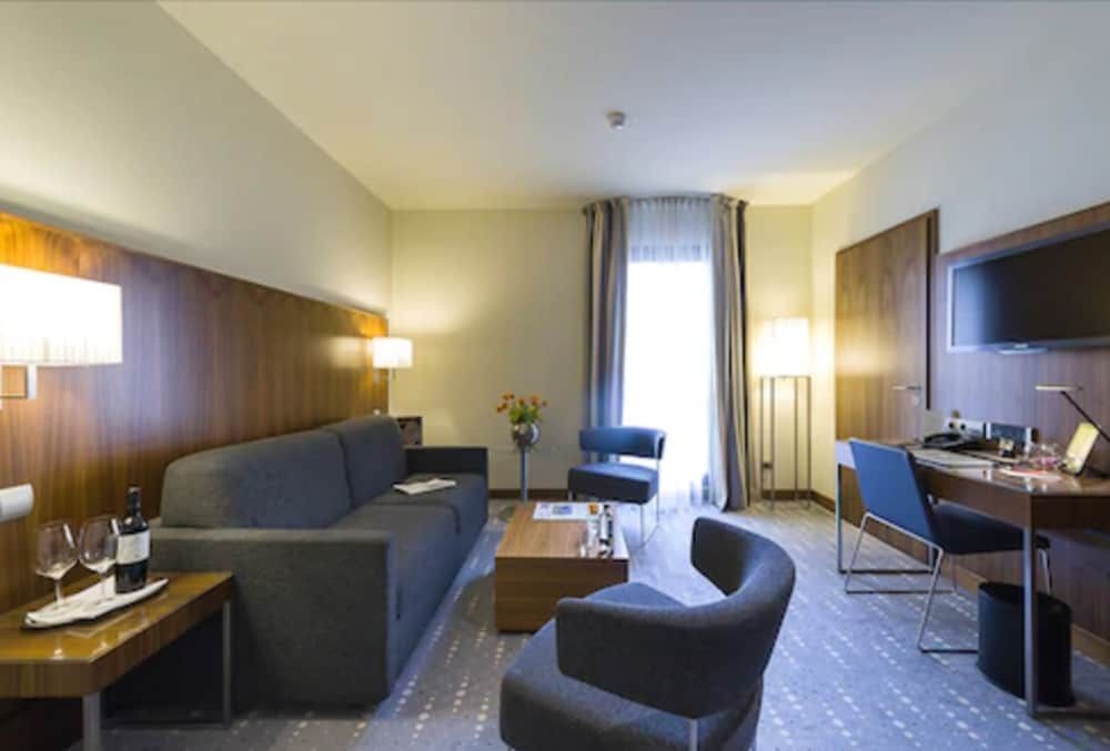 Borneta Spacious Family 4