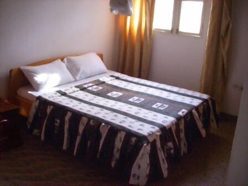 undefined Nelly's Inn 4