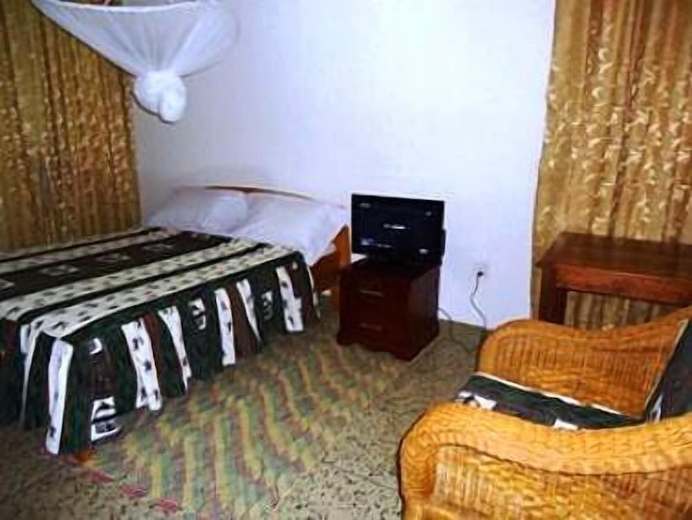 undefined Nelly's Inn