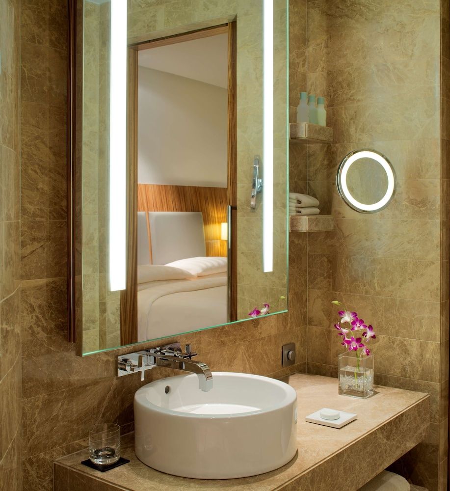 Suite (Diplomat)