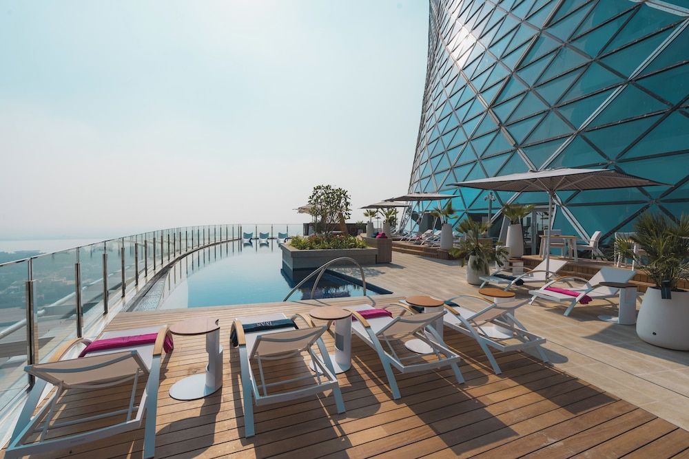 ANDAZ CAPITAL GATE ABU DHABI, BY HYATT