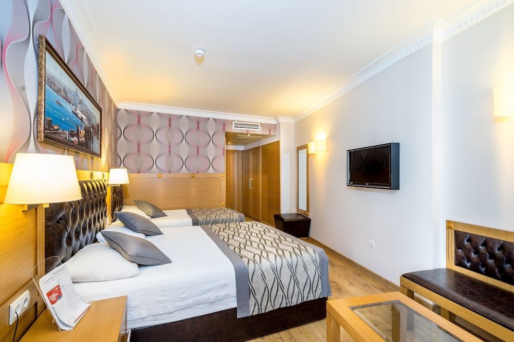 Superior Triple Room