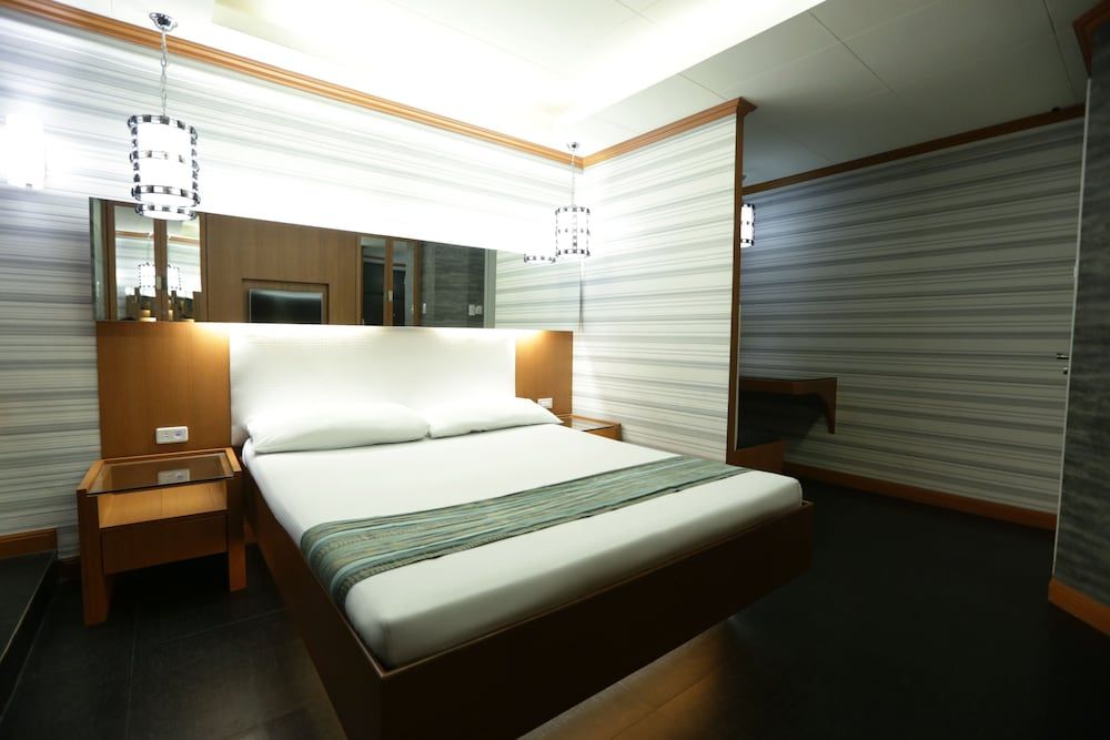 Hotel Ava Gil Puyat Standard Room, 1 Queen Bed (No Garage) 3