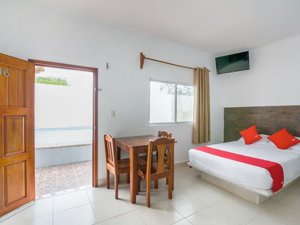 OYO Hotel Palma Real Standard Room (Three beds) 4