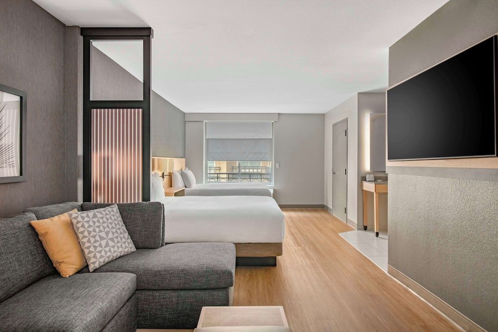 Room, 2 Queen Beds (High Floor, with Sofa Bed)