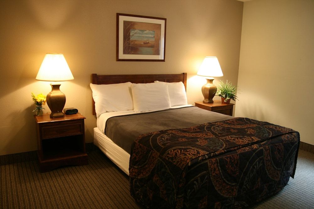 Queen Suite
