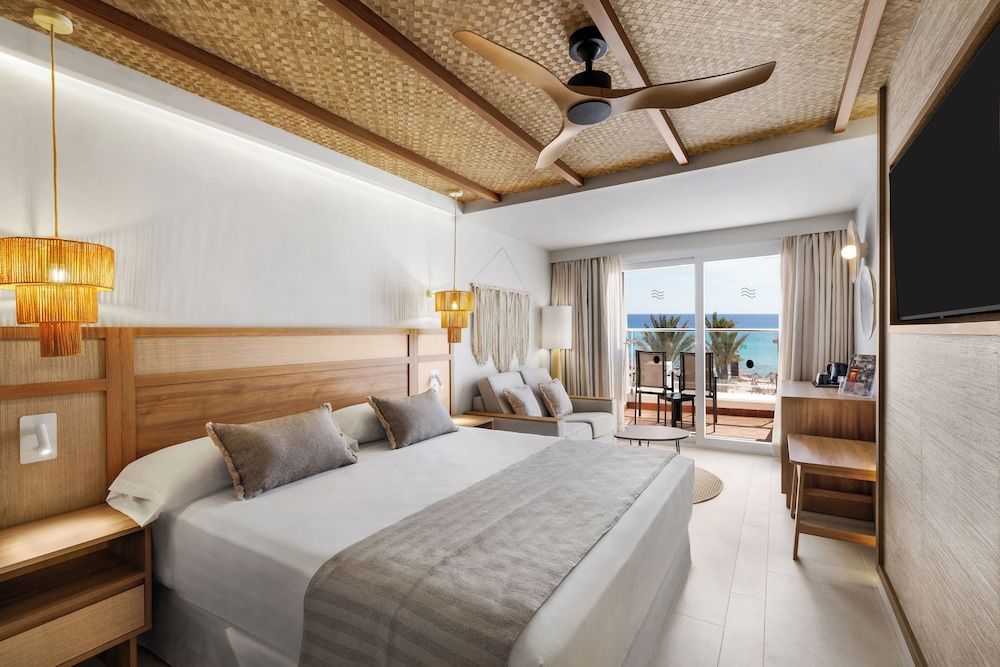 Standard Double Room, Balcony (Sofa Bed)