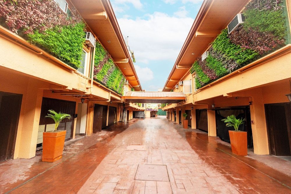 undefined Hotel Ava Cuneta 2