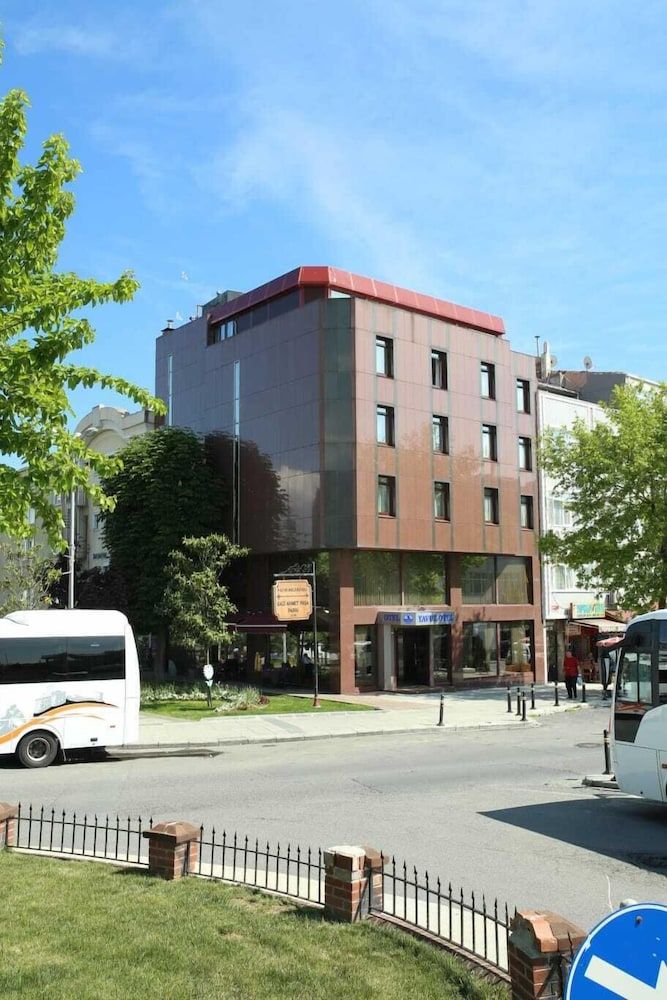 undefined Yavuz Otel 4