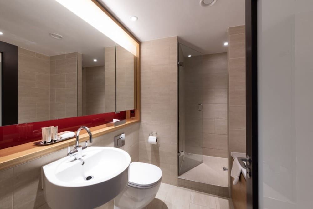 undefined Apex Temple Court Hotel 9