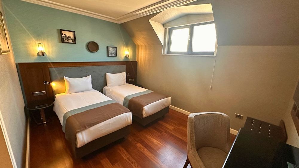 Grand Durmaz Hotel Economy Twin Room 3