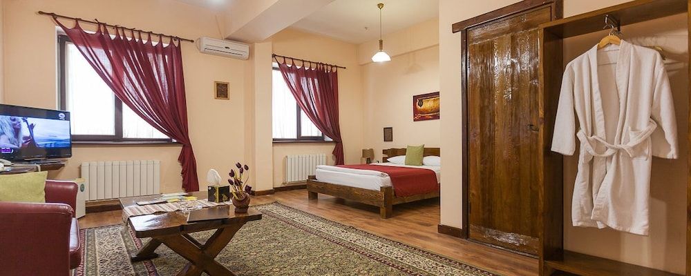 undefined Saraishyq Hotel 2