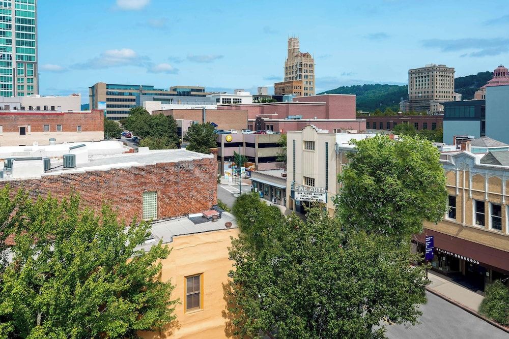 aloft, Suite, 1 King Bed, City View