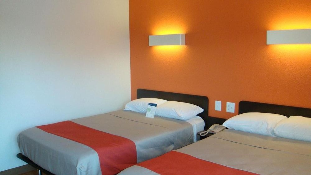 Standard Room, 2 Double Beds, Non Smoking