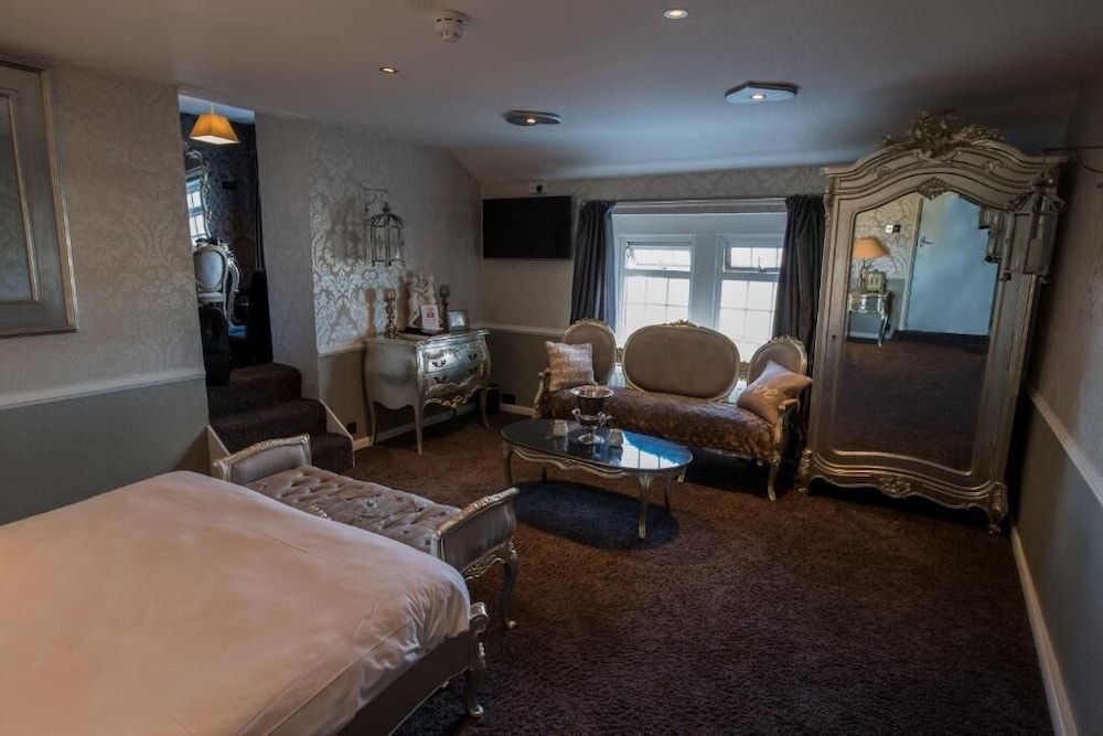 Superior Studio Suite