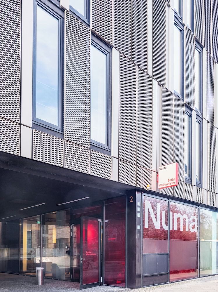 undefined Numa Berlin Weinmeister 6