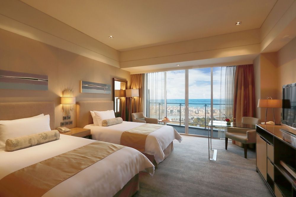 Deluxe Seaview Twin Room