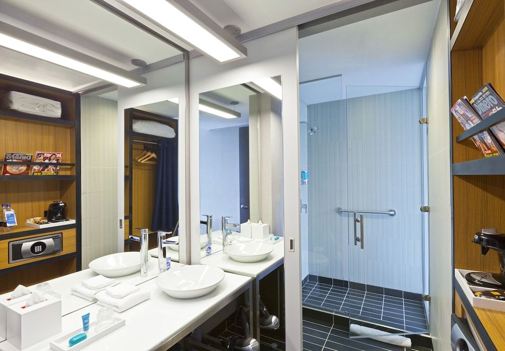 Aloft Bogota Airport aloft, Room, 1 King Bed, Non Smoking 9