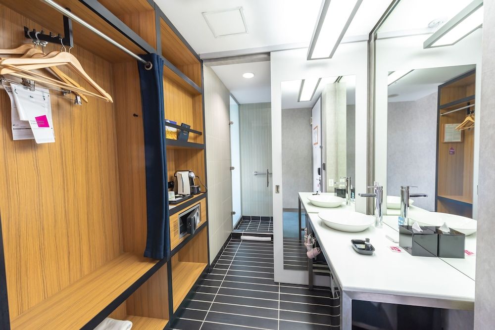 Aloft Bogota Airport aloft, Room, 1 King Bed, Non Smoking 8