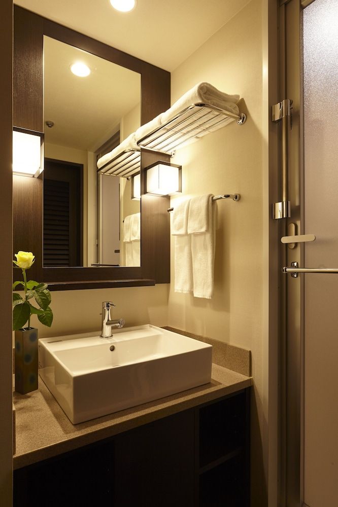 undefined Agora Place Osaka Namba 10