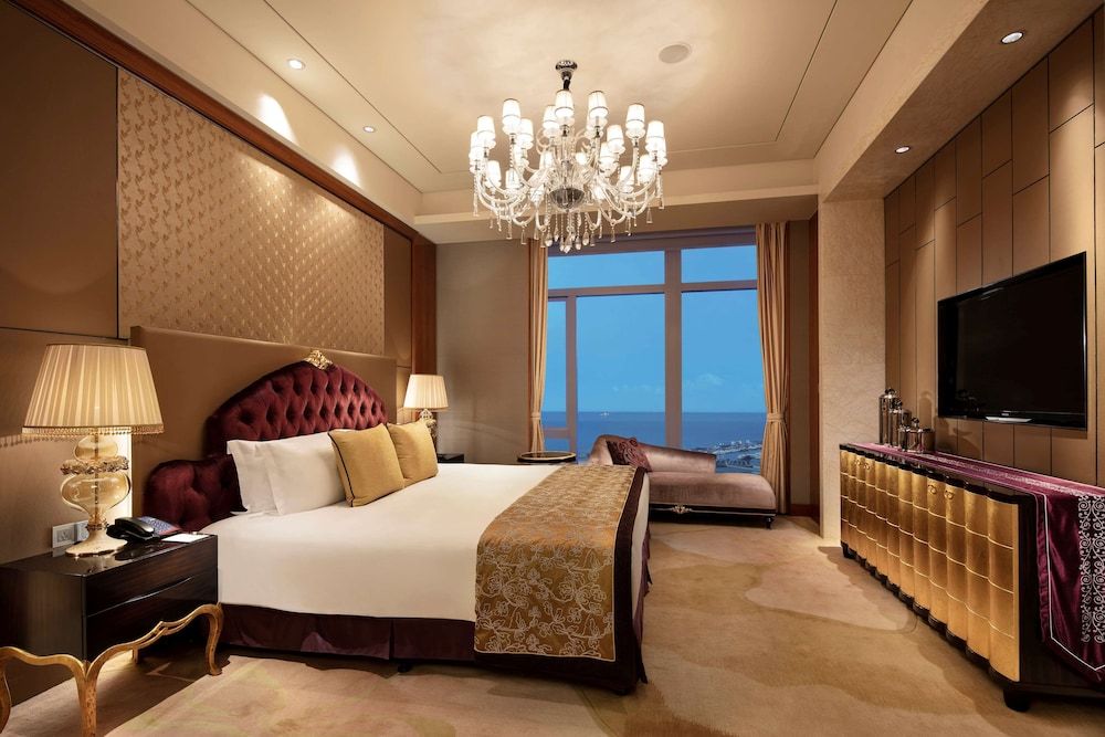 Hilton Dalian