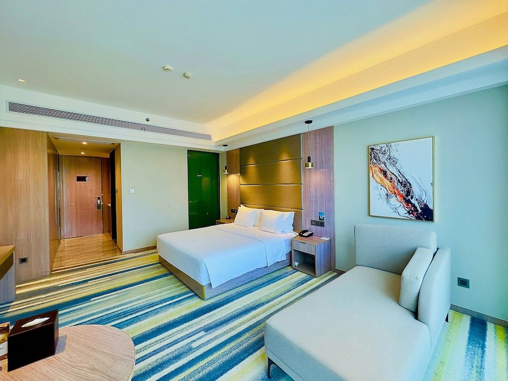 Standard Room, 1 King Bed, Smoking