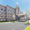 Holiday Inn Express and Suites Columbus Edinburgh by IHG