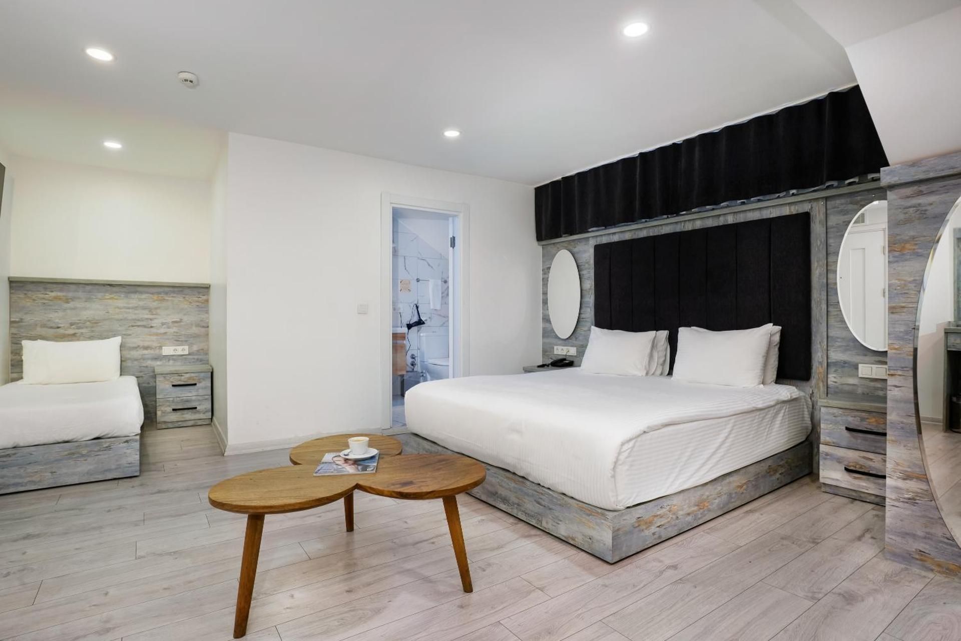 undefined Faros Hotel Taksim 7