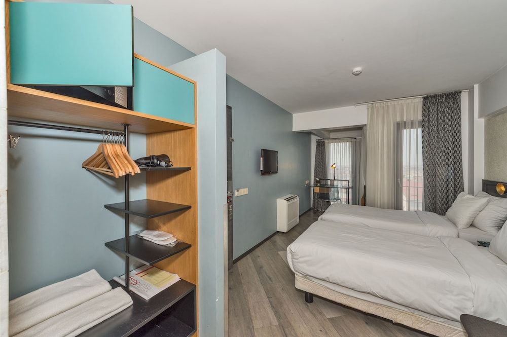 Twin Room, 2 Twin Beds