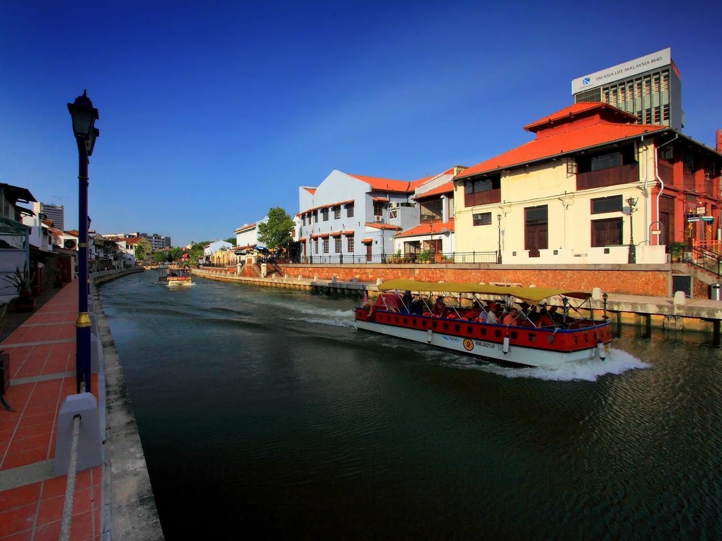 undefined Hallmark Hotel Leisure 5