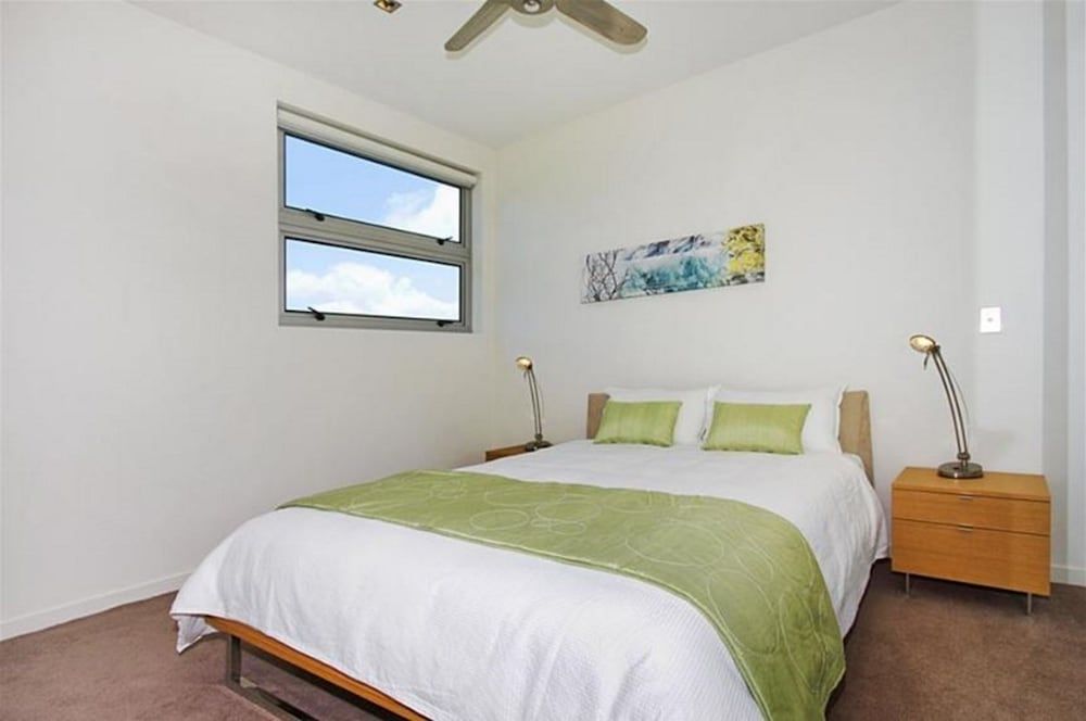 3 Bedroom Sky Apartment - 37 Stair Access Only (No Lift)