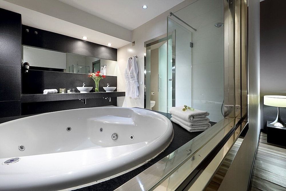 Hotel Eurostars Arenas de Pinto Suite 2