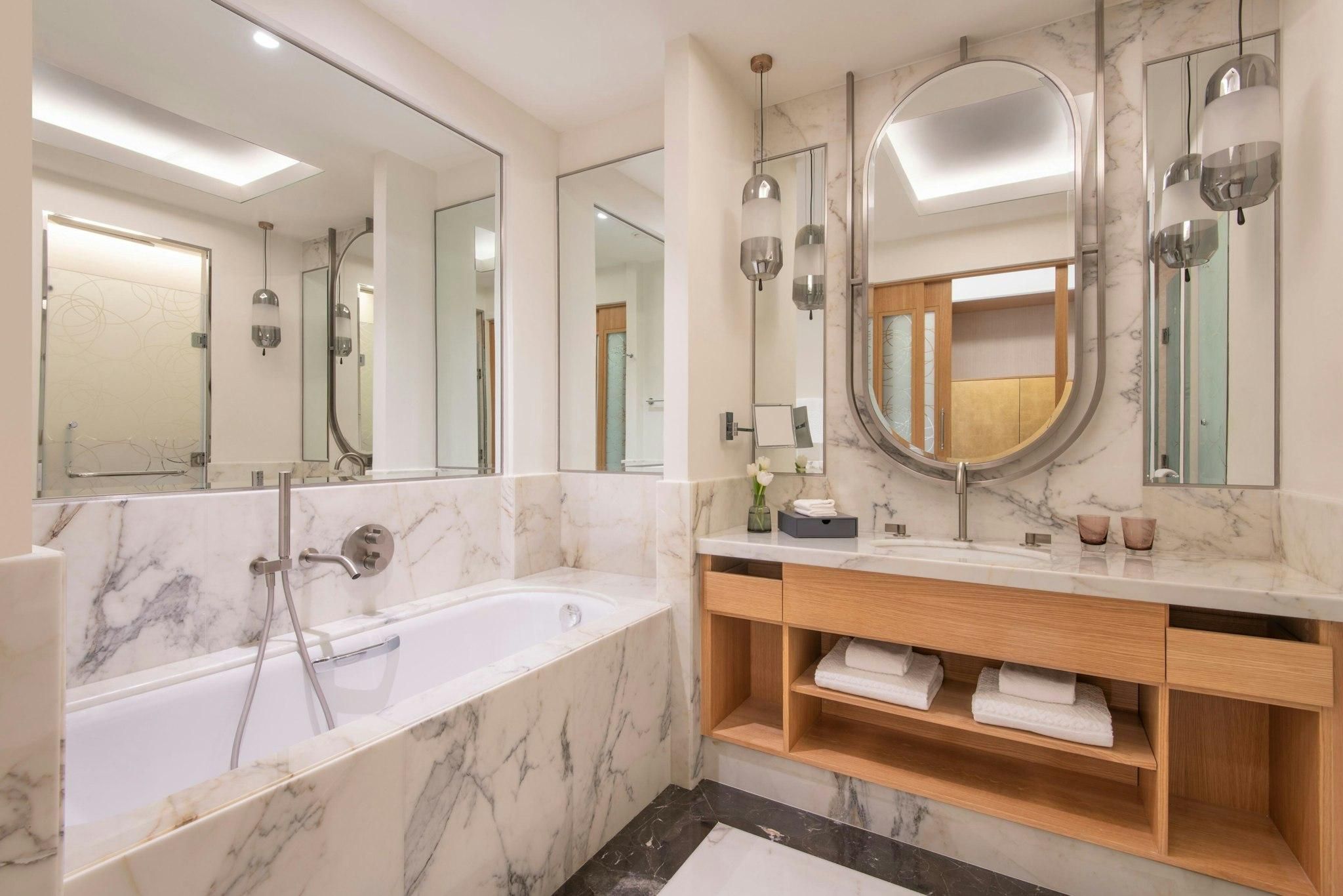 Grand Deluxe, Guest room, 2 Twin, Sea view