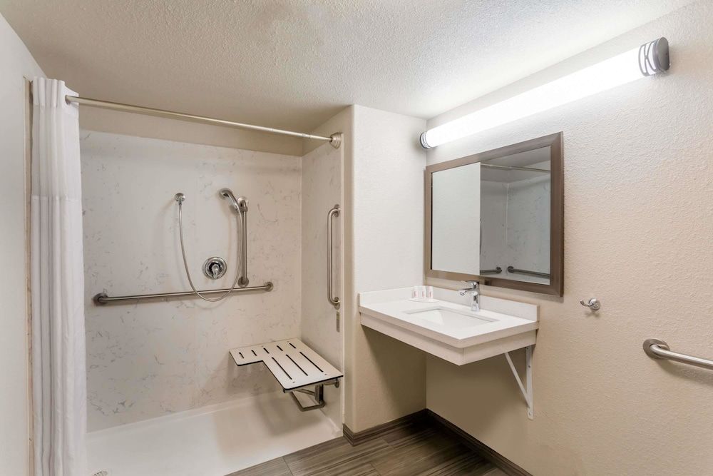 Room, 2 Double Beds, Accessible, Non Smoking (Mobility/Hearing Impaired)