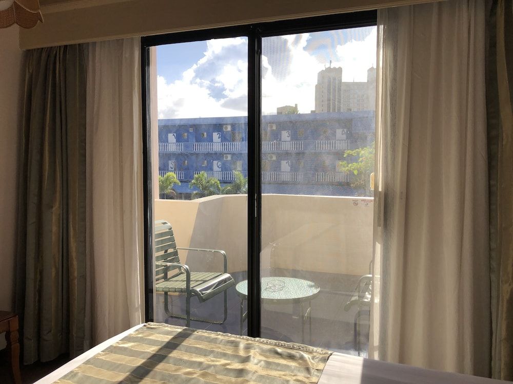 Holiday Saipan Hotel Superior Deluxe Room, 2 Queen Beds 15