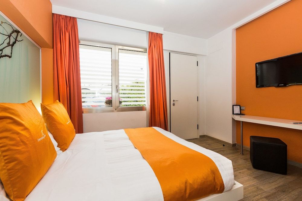 JC Hotel Standard Double Room 2