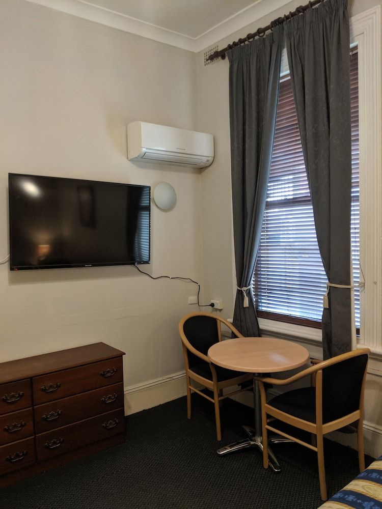 Alpine Heritage Motel Heritage Queen 6