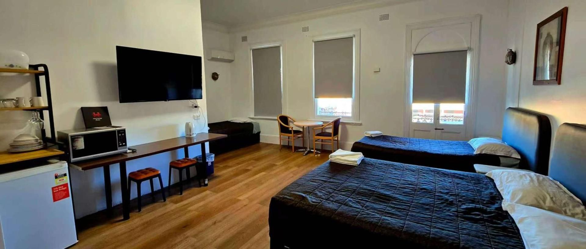 Deluxe Family Room