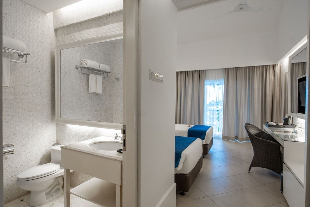 Nongsa Point Marina & Resort Deluxe Garden View 10