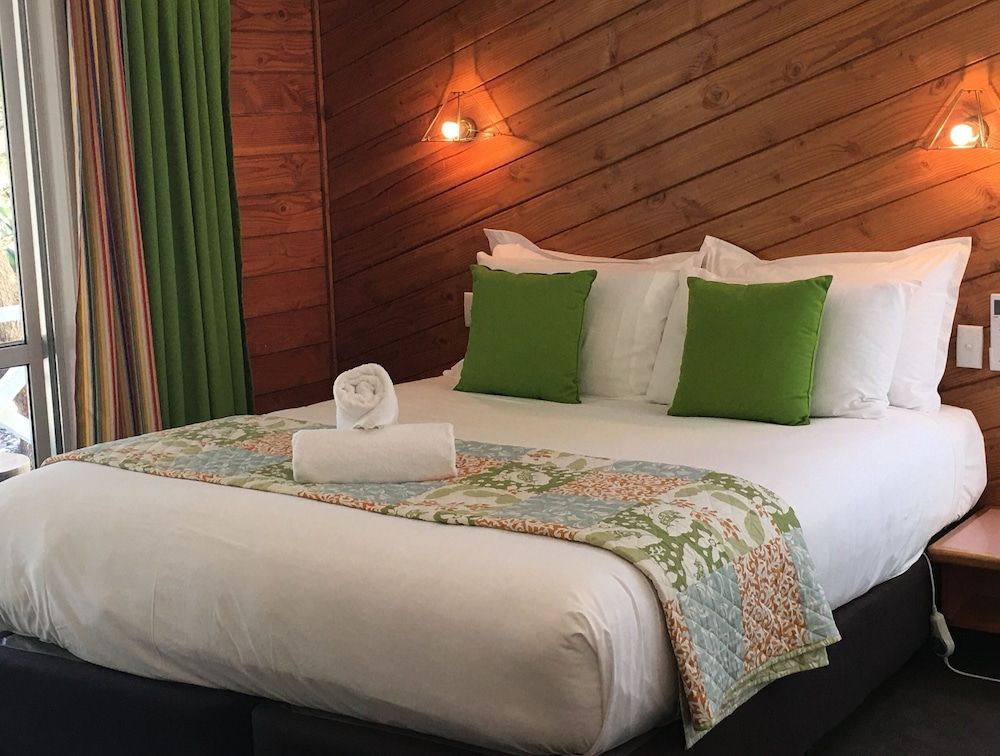 Executive Studio, Private Bathroom, Garden View
