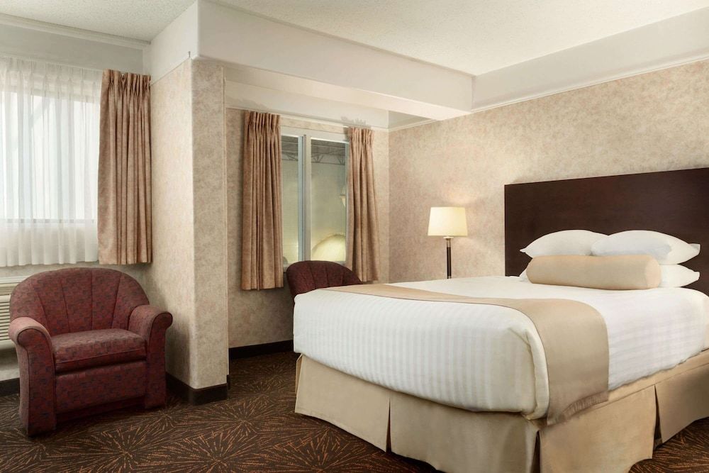 Room, 1 Queen Bed, Smoking