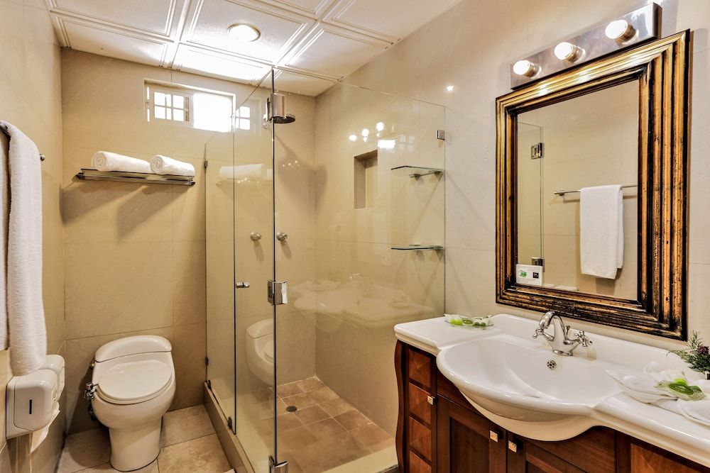 Hotel Valle del Rio, SA Suite 8