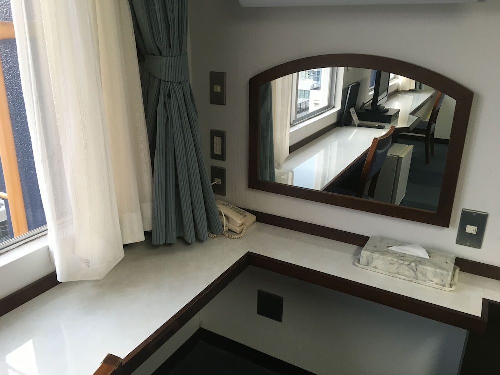 Tokyo Business Hotel Basic Twin Room, 2 Single Beds, Non Smoking 3